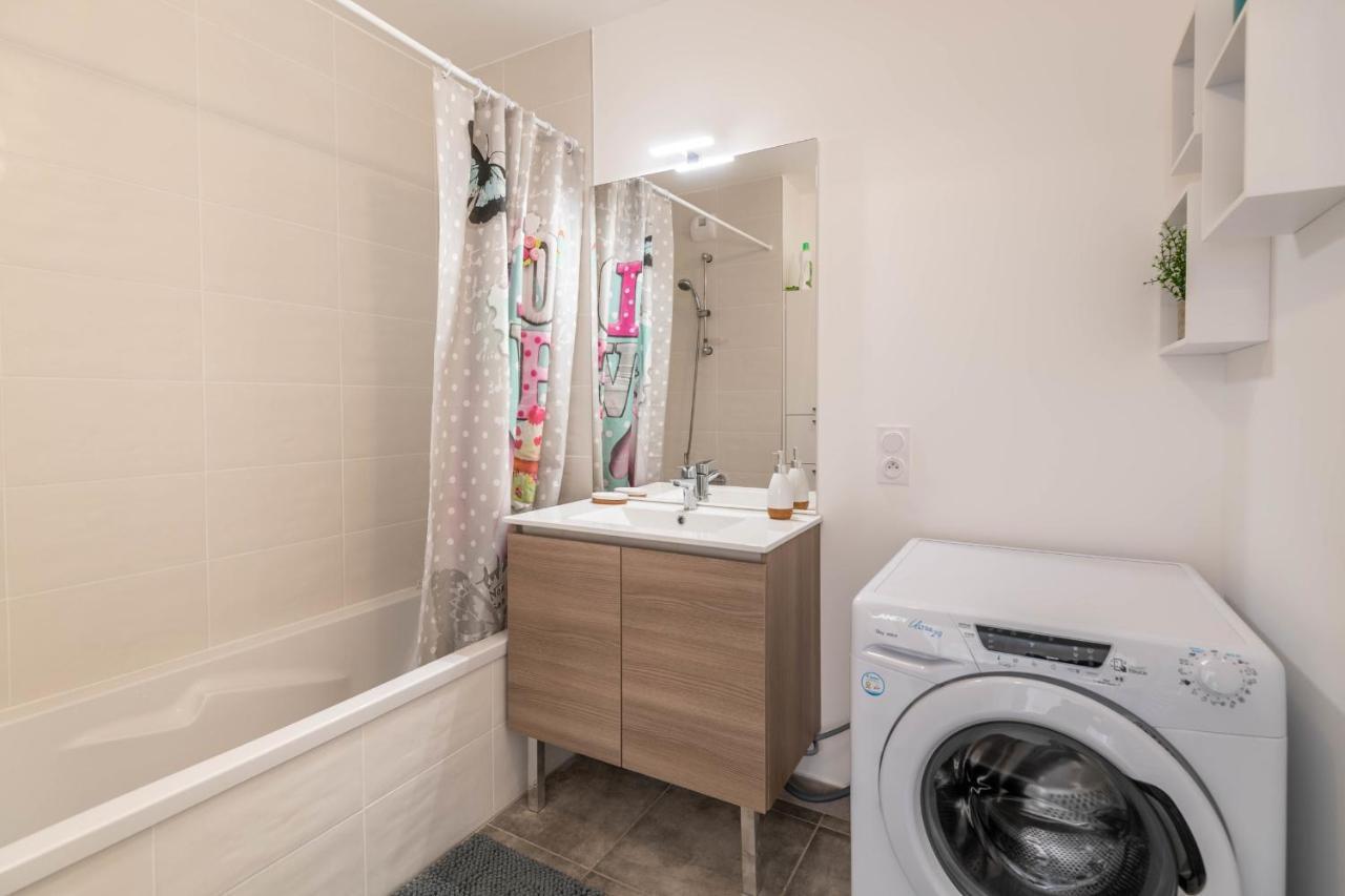 Апартаменти Vire Moulin Furnished Flat Аннесі Екстер'єр фото